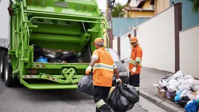 Waste Management (WM) Sees a More Significant Dip Than Broader Market: Some Facts to Know