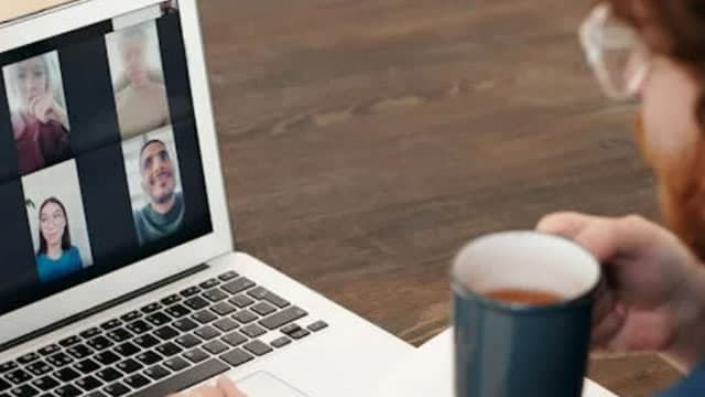Zoom's Voice Strategy Evolves: Is Phone Now a Core Growth Driver?