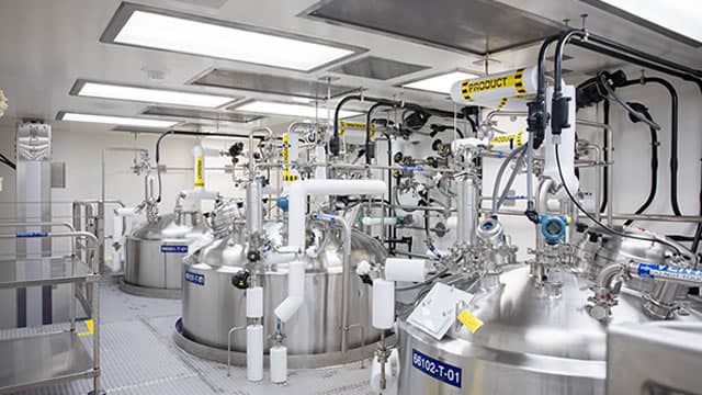 Amgen (AMGN) Laps the Stock Market: Here's Why