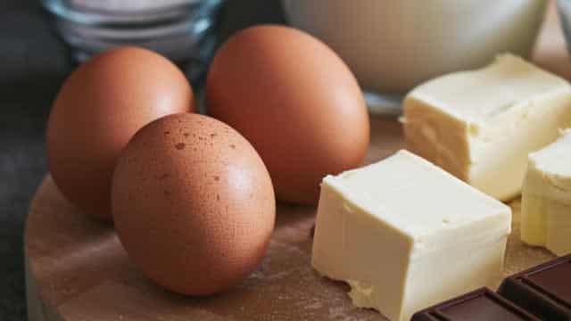 Cal-Maine Foods: Egg Price Bubble Meets Cyclical Cliff; Initiate Neutral