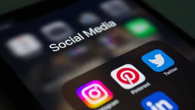 Buy the Stocks of Pinterest and 5 Other Companies That Are Buying Back Shares