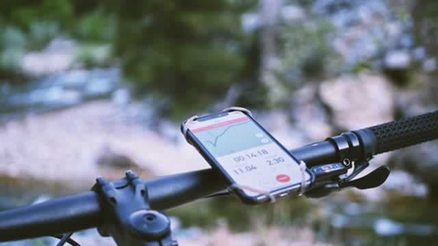 Garmin Stock Sank 13% Last Month. Here's Why It's a Great Time to Buy