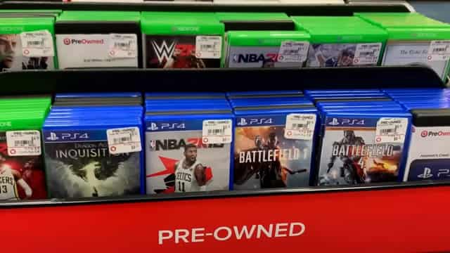 Why Shares of GameStop Are Tanking Today