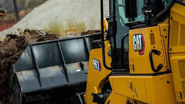 As Caterpillar Digs Itself Into A Hole, Option Trade Offers A Way To Profit