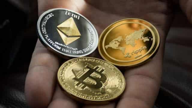 Bitcoin "Good as Gold" in 10-50 Years?
