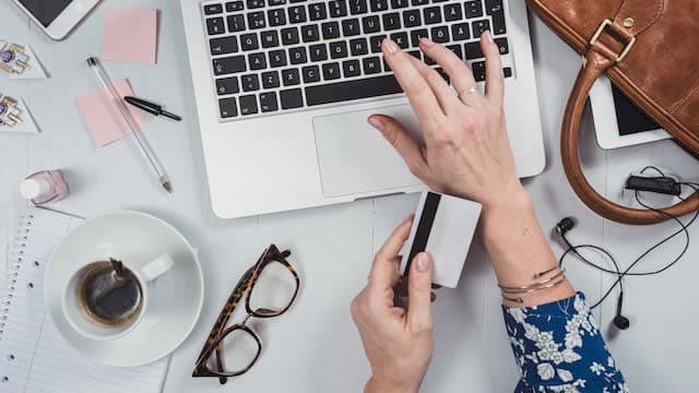 3 Top Dividend Kings to Buy and Hold Forever for Passive Income