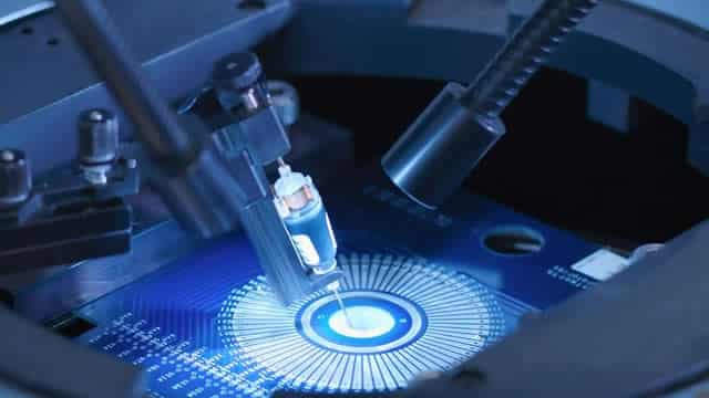 Jabil (JBL) Stock Falls Amid Market Uptick: What Investors Need to Know