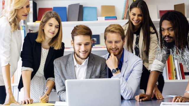 Why FTI Consulting (FCN) is a Top Momentum Stock for the Long-Term