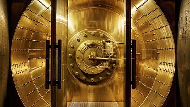 Gold Price Outlook – Gold Gaps Higher Only to Fail