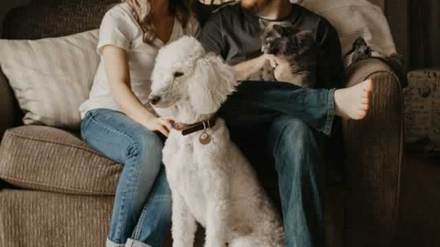 Central Garden (CENT) Expected to Beat Earnings Estimates: Should You Buy?