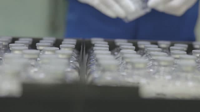 Swiss government to meet pharma firms to discuss US tariffs