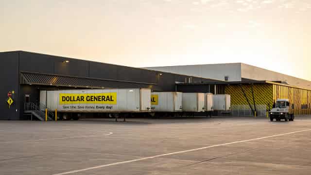 Why Dollar General Stock Tumbled on Tuesday