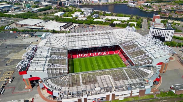 Manchester United (MANU) Reports Q4 Loss, Lags Revenue Estimates