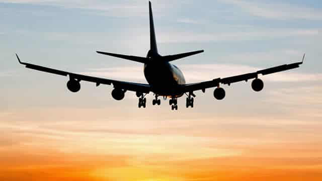 SkyWest Q1 Earnings & Revenues Beat Estimates, Improve Y/Y