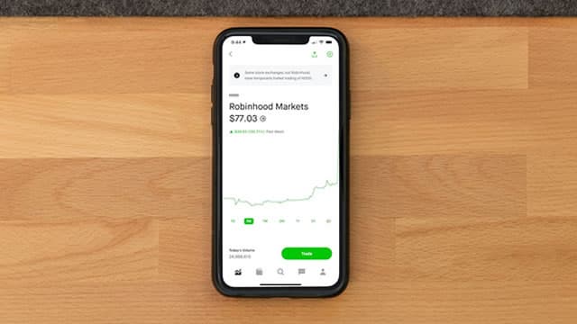 HOOD Platform Assets Cross $300B Mark: A Catalyst for Top-Line Growth?