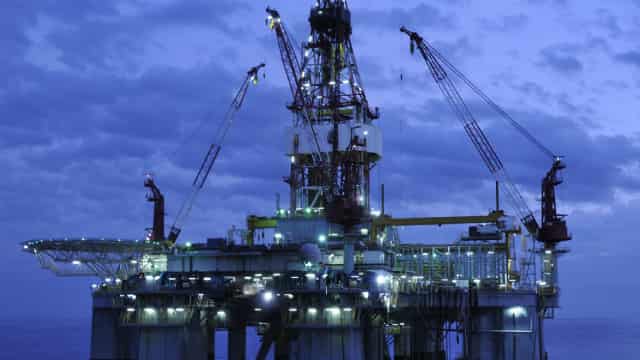 Seadrill (SDRL) Q4 Earnings Surpass Estimates