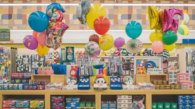 Dollar Tree Backs Forecast, Targets Earnings Growth of Up to 10% Annually