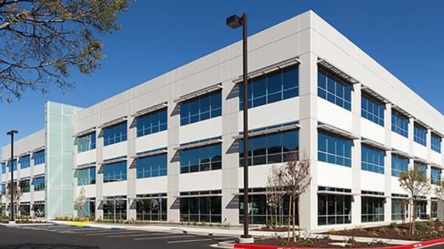 Medical Properties (MPW) Stock Drops Despite Market Gains: Important Facts to Note