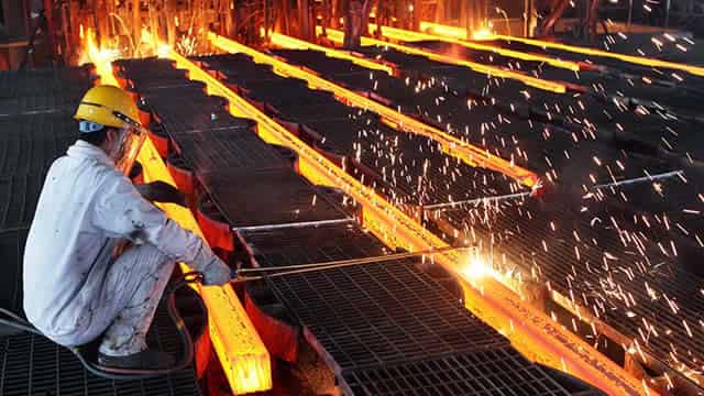 Steel Dynamics (STLD) Ascends While Market Falls: Some Facts to Note