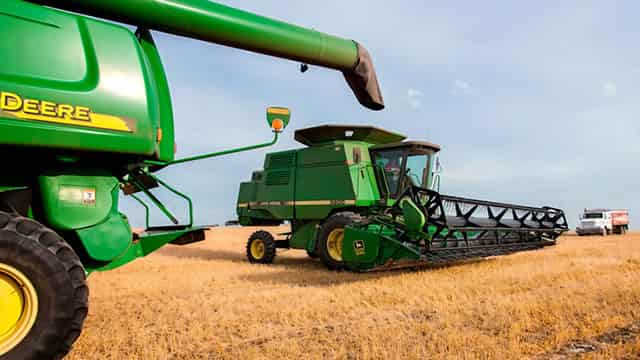 Deere & Company (DE) is Attracting Investor Attention: Here is What You Should Know