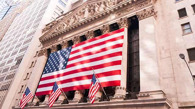 The Score: Tesla, Cleveland-Cliffs, Dollar General and More Stocks That Defined the Week