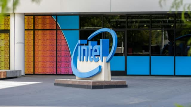 Why Did Intel Stock Pop Friday?