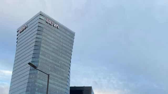 BBVA reduces minimum acceptance condition in Sabadell bid