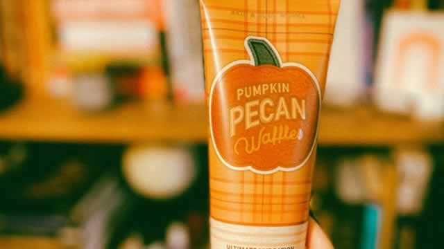 Bath & Body Works Bets on Aspiration, Influencers and Train-Station Scent Diffusers