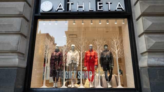 Jim Cramer separates the wheat from the chaff when it comes to the retail space