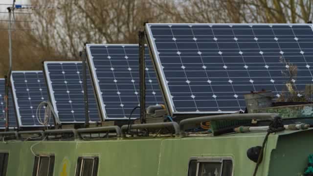 First Solar Stock Flashing Intriguing Contrarian Signal