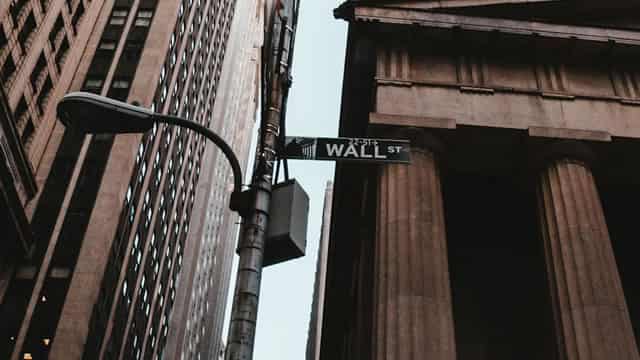 Top 2 Tech Stocks You May Want To Dump This Month