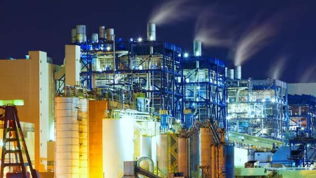 PPG Industries Beats Earnings and Revenue Estimates in Q3