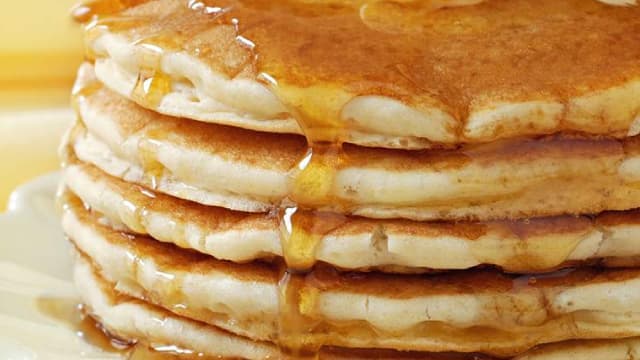 Why Is Cheesecake Factory (CAKE) Down 6.9% Since Last Earnings Report?