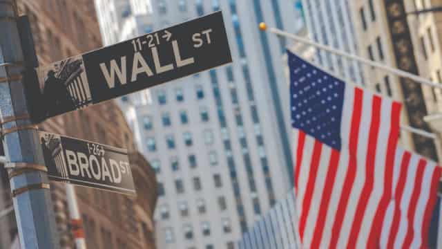 Should Schwab 1000 Index ETF (SCHK) Be on Your Investing Radar?