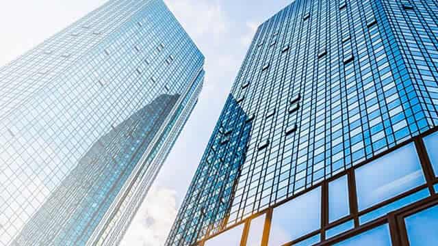 3 Reasons SOFI Stock Is the Comeback Kid of 2025