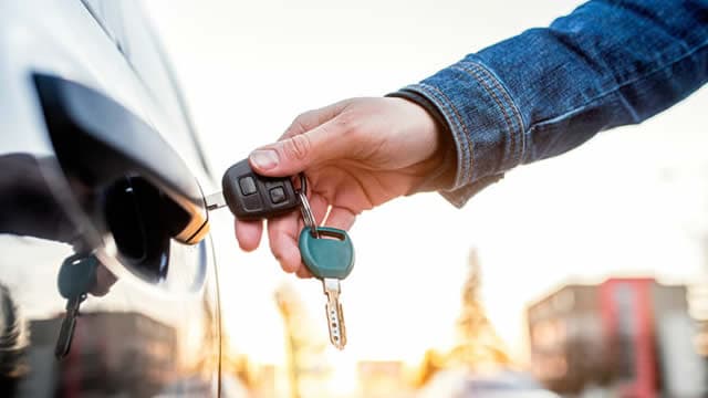 Here's Why Air Lease (AL) is a Strong Momentum Stock