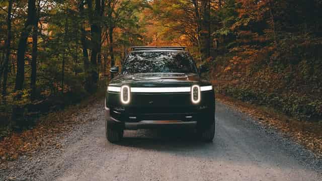 Can Rivian Realistically Return to Growth in 2025?