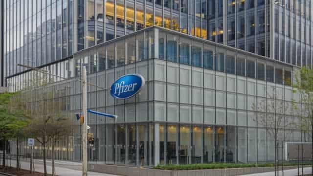 Pfizer Gears Up For Q1 Print; Here Are The Recent Forecast Changes From Wall Street's Most Accurate Analysts