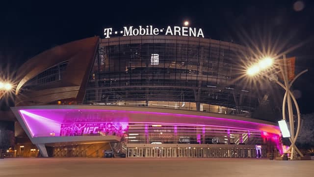 T-Mobile: Leading Its Peers, But Growth Might Already Be Priced In (Rating Downgrade)