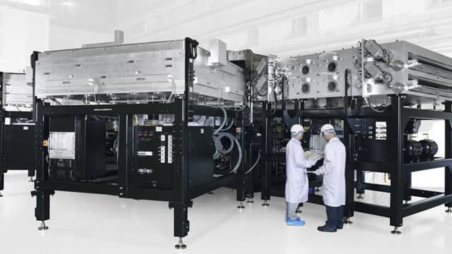 Wall Street Bulls Look Optimistic About Applied Materials (AMAT): Should You Buy?