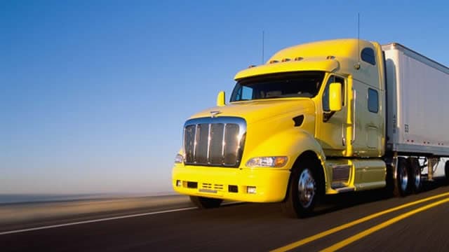 Full Truck Alliance Co. Ltd. Sponsored ADR (YMM) Q3 Earnings Lag Estimates
