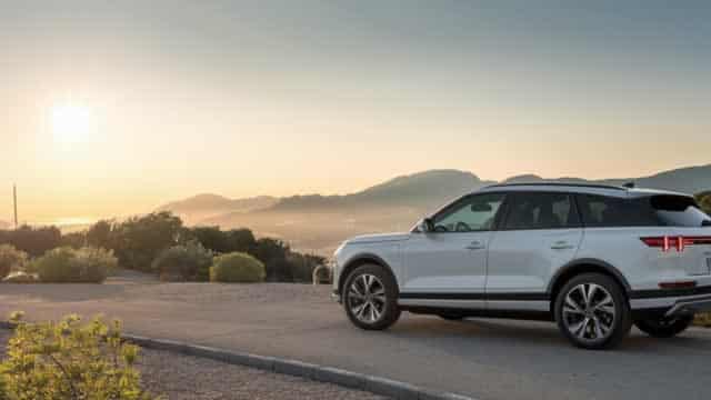 3 Foreign Auto Stocks to Remain Resilient Amid Economic Uncertainty