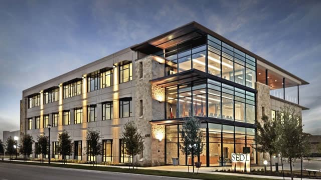 Here's Why CBRE Group (CBRE) is a Strong Momentum Stock