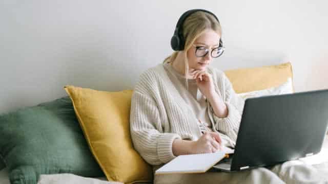 2 Top Tech Stocks That Could Make You a Millionaire