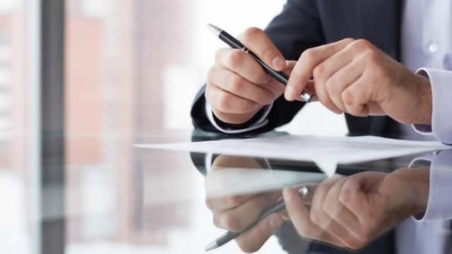 Paychex (PAYX) is a Top-Ranked Growth Stock: Should You Buy?