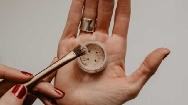 e.l.f. Beauty (ELF) Increases Despite Market Slip: Here's What You Need to Know