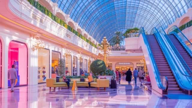 Retailers are still growing their business, finding new locations, says Tanger CEO Yalof