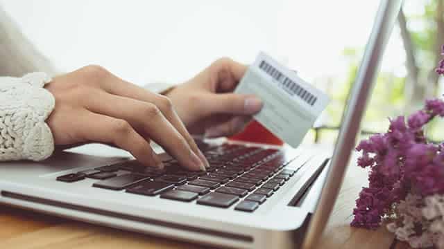 Coupang, Inc. (CPNG) Stock Declines While Market Improves: Some Information for Investors