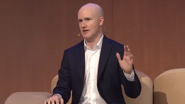 COIN Loses 19% in a Month, Trades at a Premium: How to Play the Stock