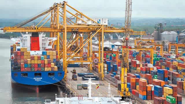 ZIM (ZIM) Stock Jumps 14.9%: Will It Continue to Soar?